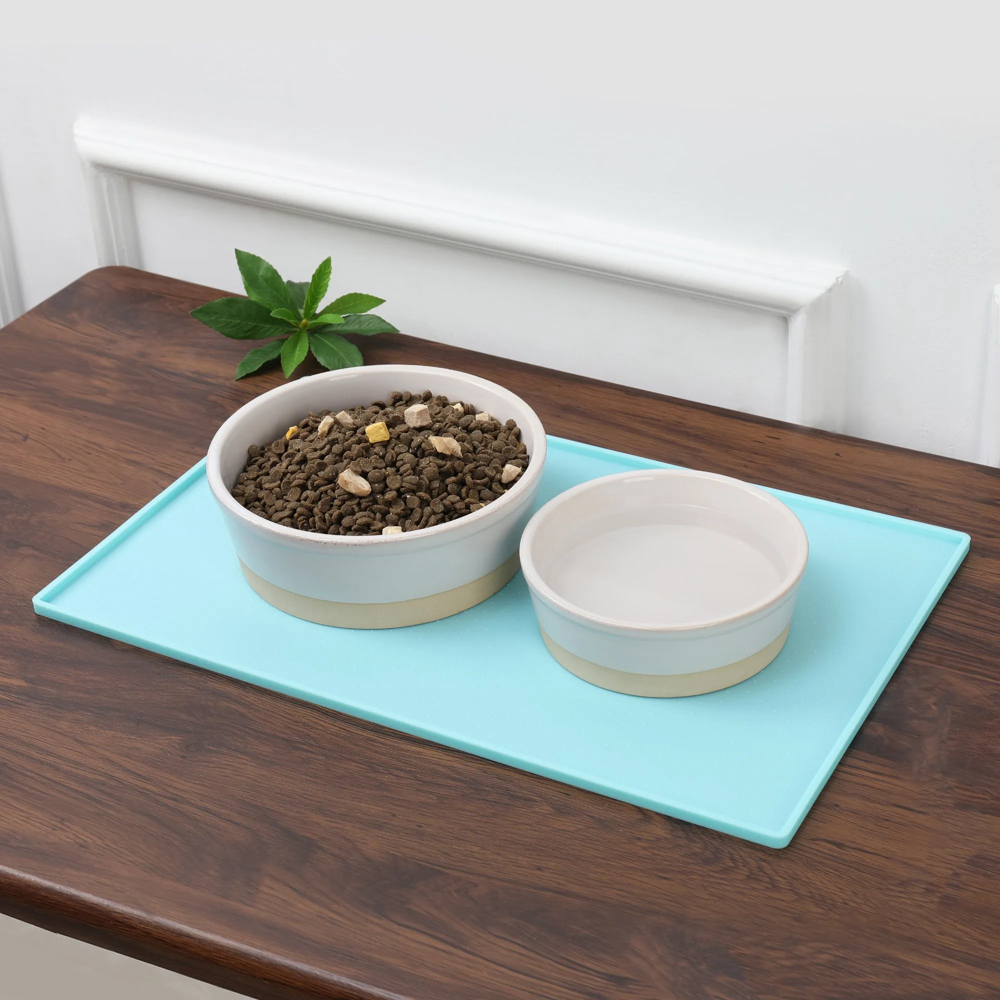 SILICONE MESS FREE BLUE PLACEMAT